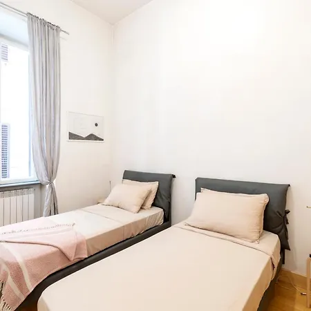 Beige Luxury Appartement *
